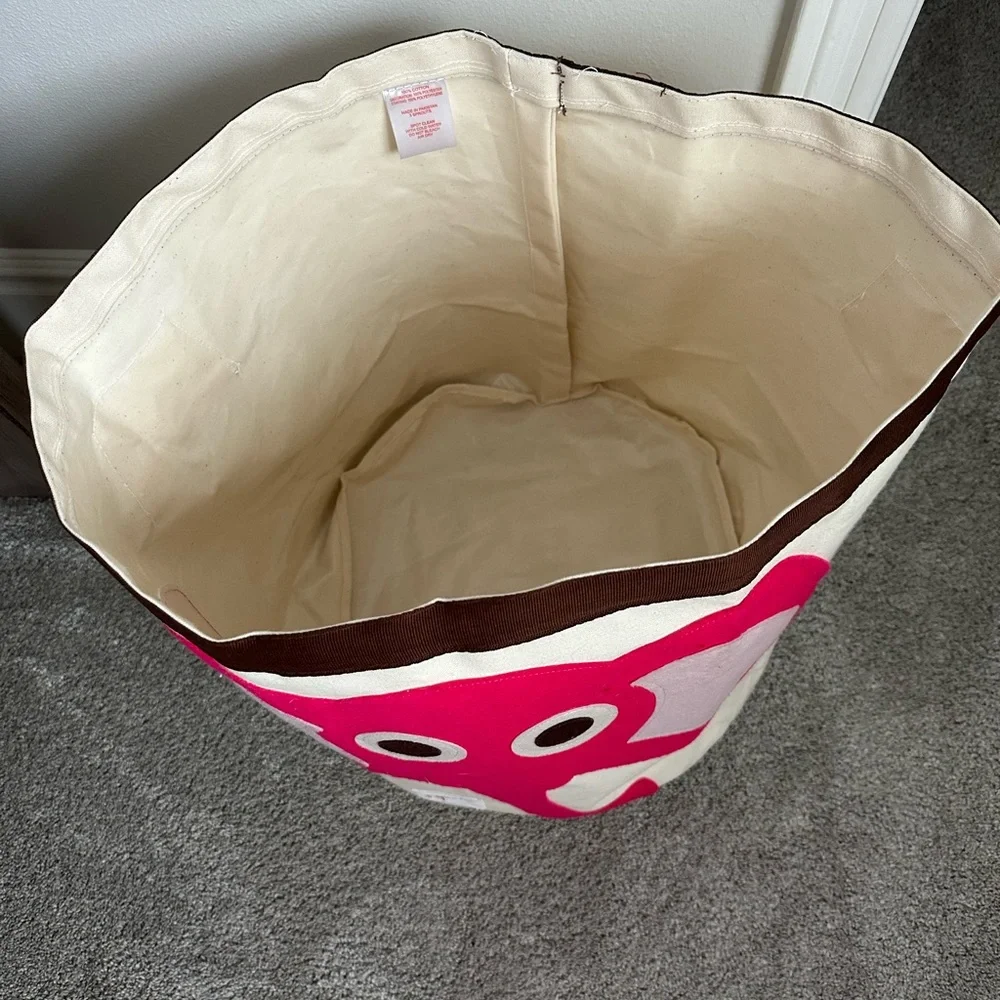 Storage bin or hamper - Picture 2 of 2